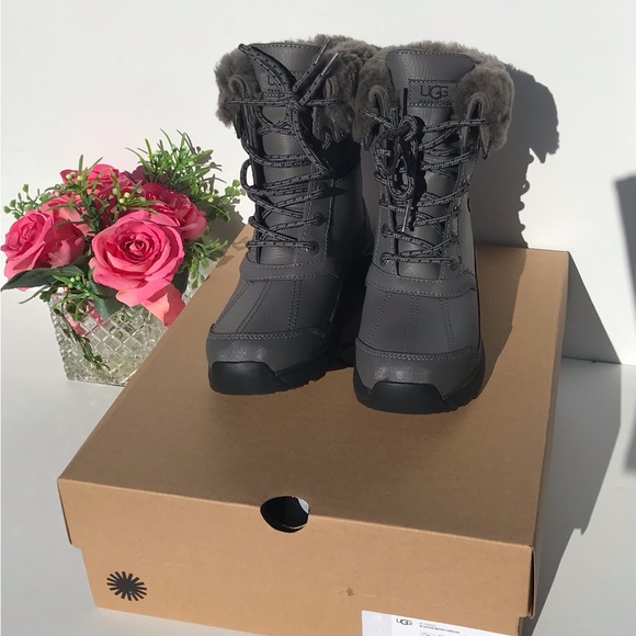 UGG Zaylee Micro Cheetah Boot - Picture 7 of 10